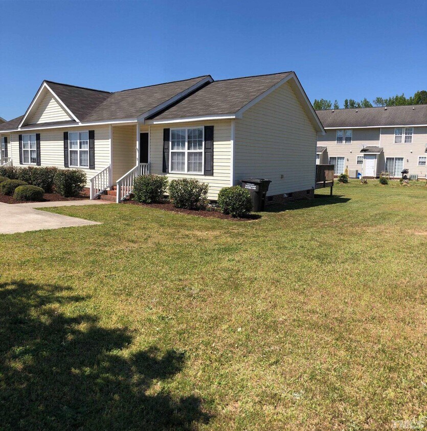 70 Ariel St, Lillington, NC 27546 Townhome Rentals in Lillington NC