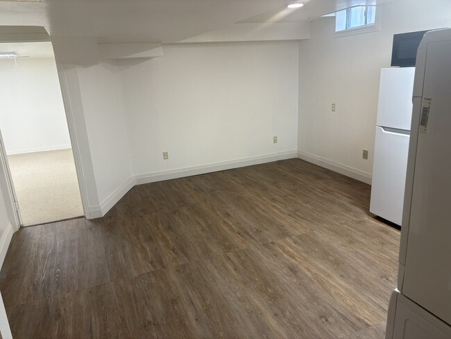 Building Photo - 4568 Donegal Dr