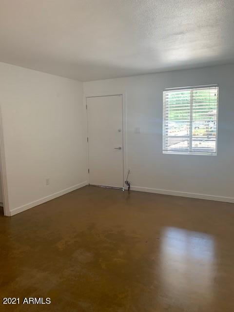 Building Photo - 746 W Turney Ave