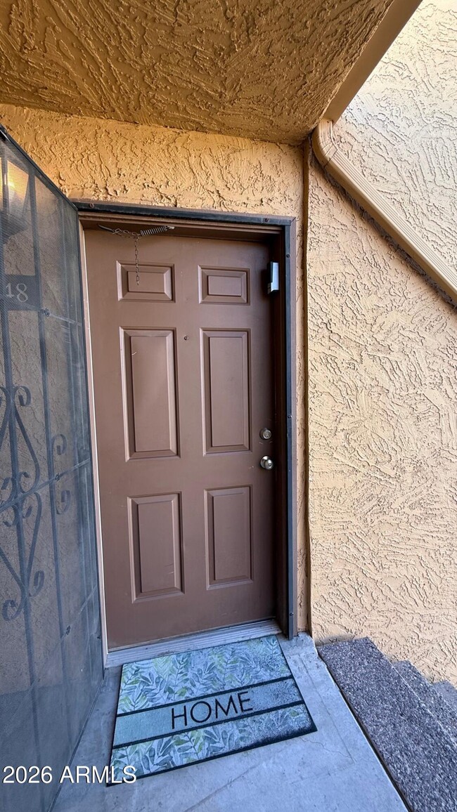 Building Photo - 8500 E Indian School Rd