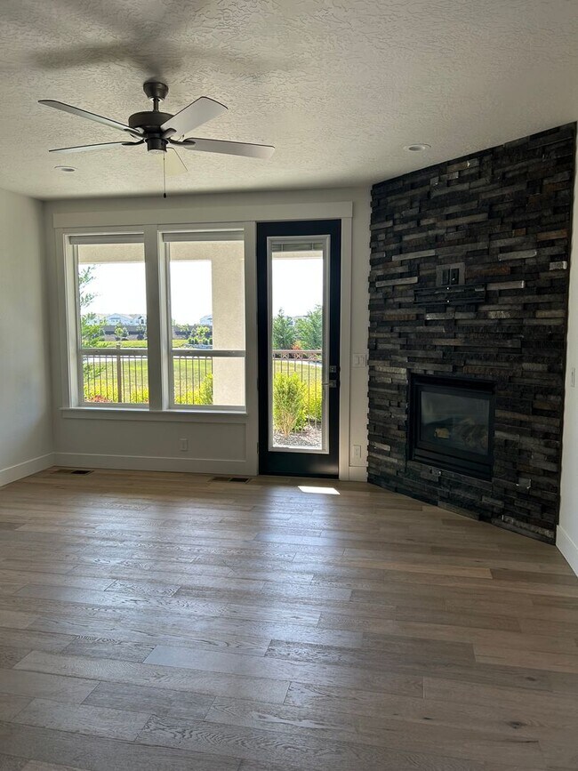 Building Photo - Riverstone: 3 Bedroom 3 Bath, Patio Home, ...