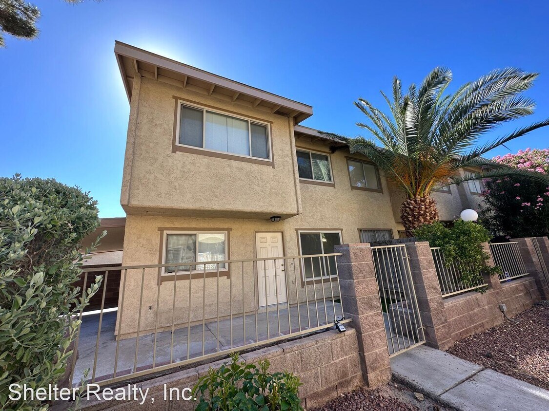 Primary Photo - 2 br, 2 bath House - 2220 Tall Pine Drive