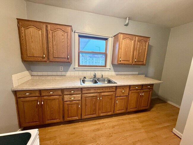 Foto del edificio - 3 Bed 1 Bath Single Family Home in Wausau