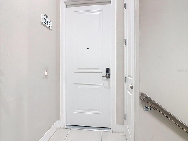 Foto del edificio - 7740 Sandy Ridge Dr