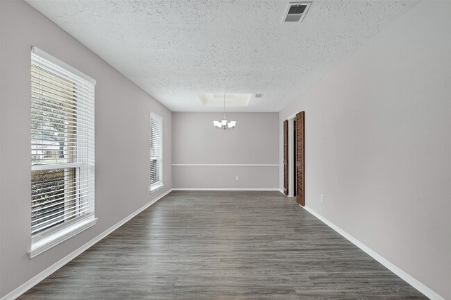 Building Photo - 2543 Ciderwood Dr