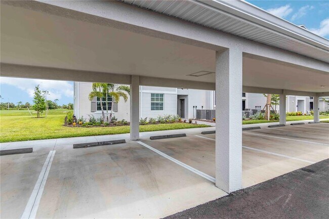 Foto del edificio - 17625 Opal Sand Dr