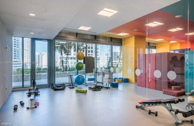 Foto del edificio - 2 br, 2.5 bath House - 68 SE 6th St Apt 812