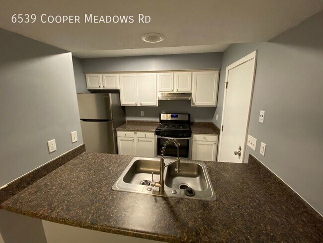 Foto del edificio - Cooper Meadows- Two Bedroom Townhome in We...