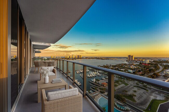 Foto del edificio - 220 Lake Shore Dr