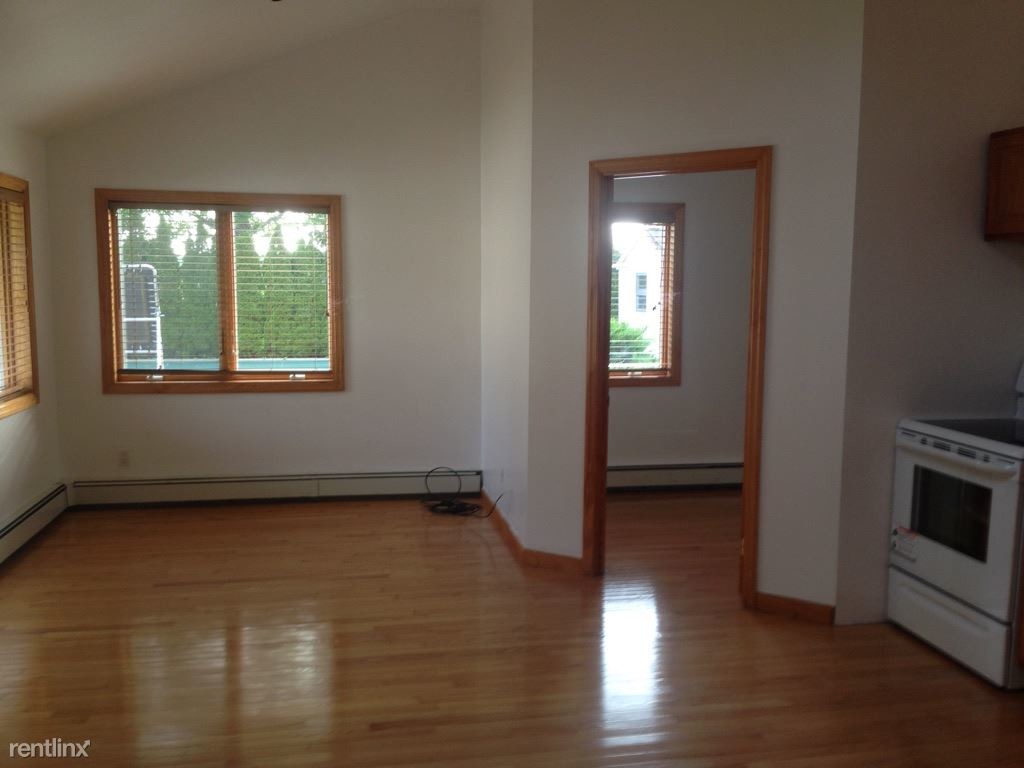 Foto principal - 1 br, 1 bath House - 274 Madison St