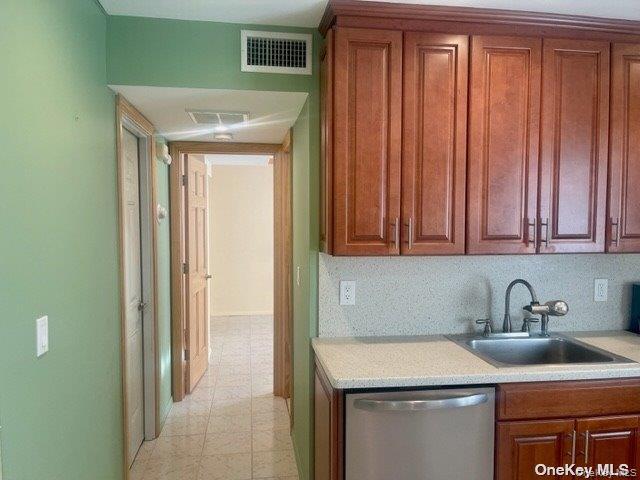 Foto del edificio - 325 S 8th St