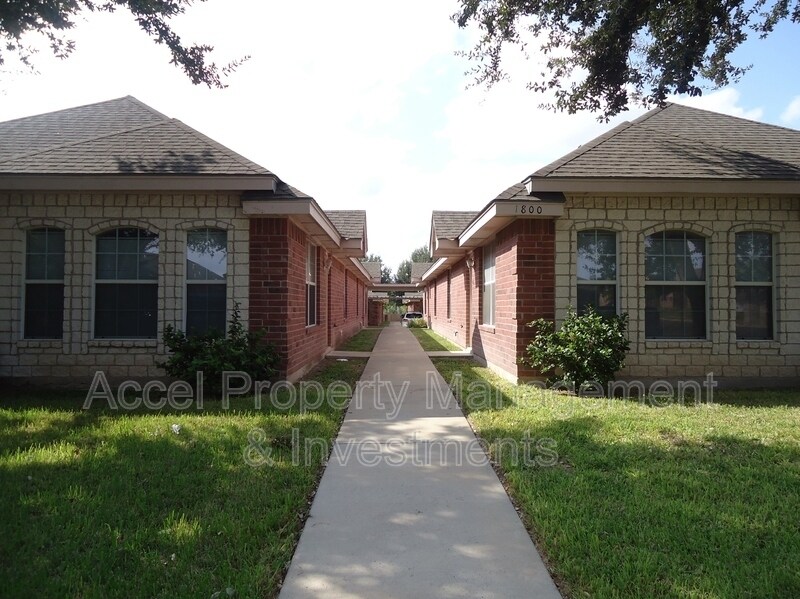 1800 S Ironwood St Unit 4, Pharr, TX 78577 Condo for Rent in Pharr