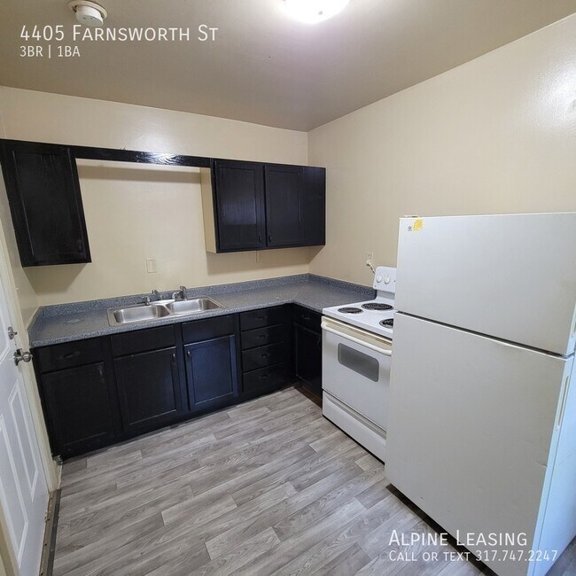 Foto del edificio - 4405 S Farnsworth St