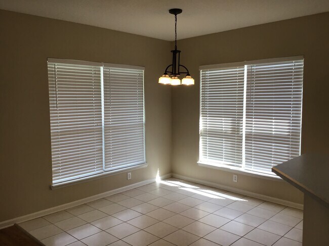 Foto del edificio - 671 Southland Ln