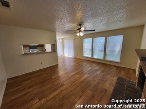 Foto del edificio - 9940 Ardash Ln