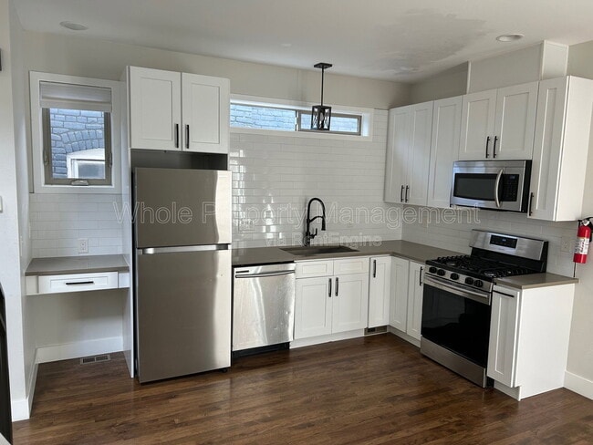 Photo - 3303 Navajo St Apartment