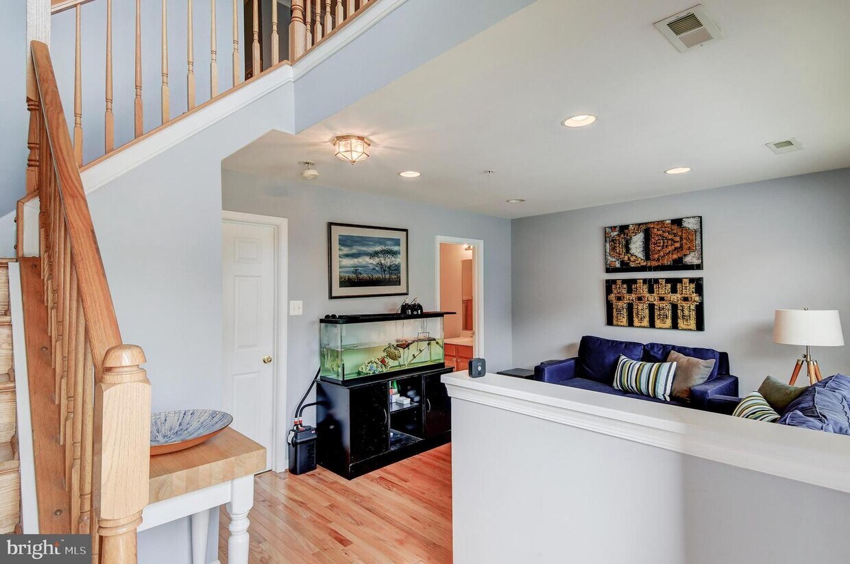 Foto principal - 2084 Clipper Park Rd