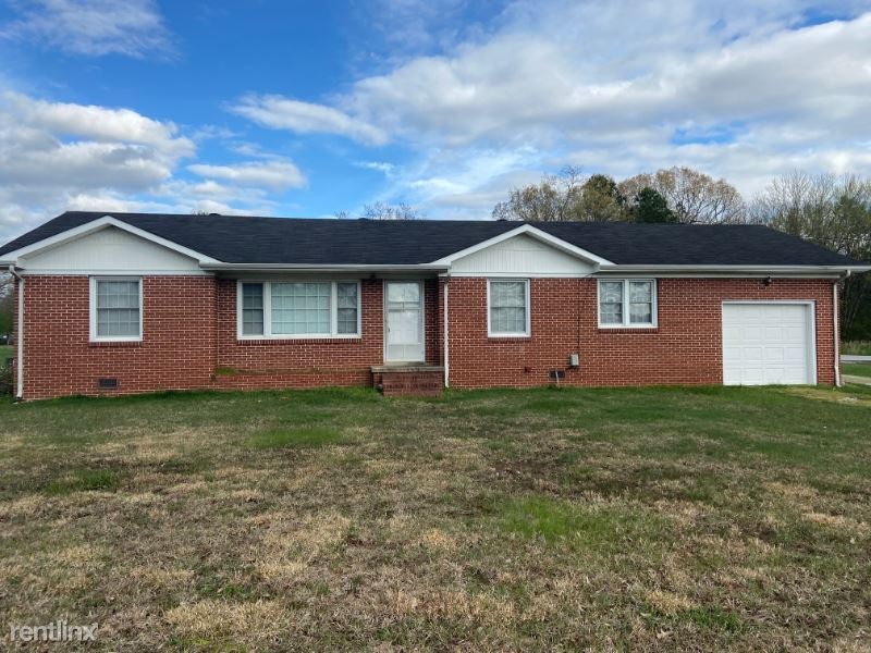 Foto principal - 3 br, 1 bath House - 1605 McArthur Street