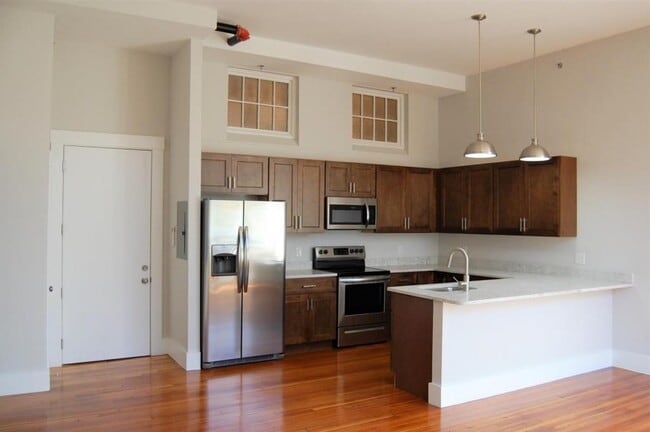 Building Photo - 155 Ararat St #207