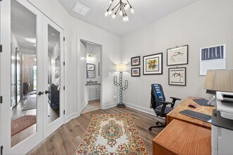 Building Photo - 9979 Pebble Glen Dr