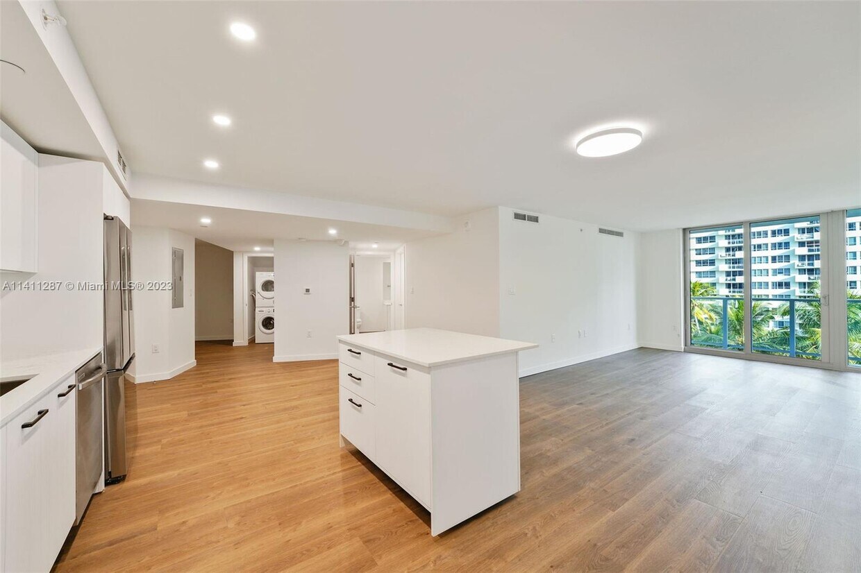 Foto principal - 1500 Bay Rd