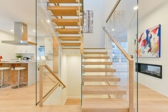 Building Photo - 123 Walden St