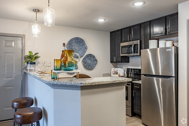 1BR, 1BA - 771SF - Parc at Opelika Apartments