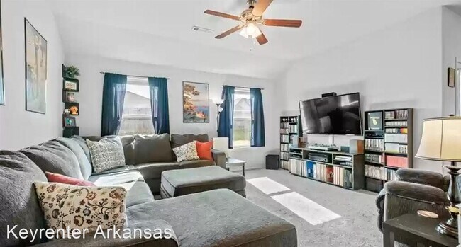 Building Photo - 3 br, 2 bath House - 1362 S Splash Dr