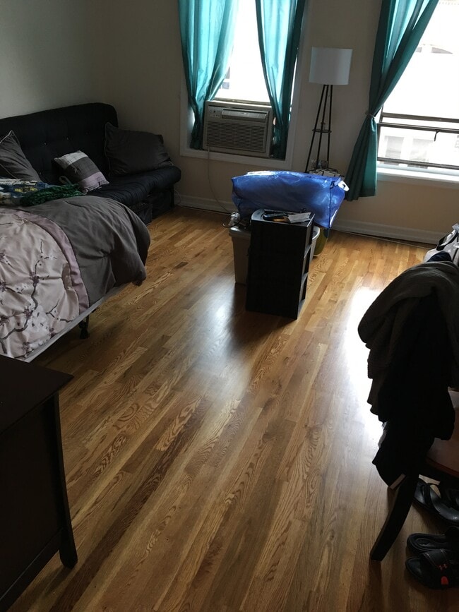 Main living space - 94 Washington St