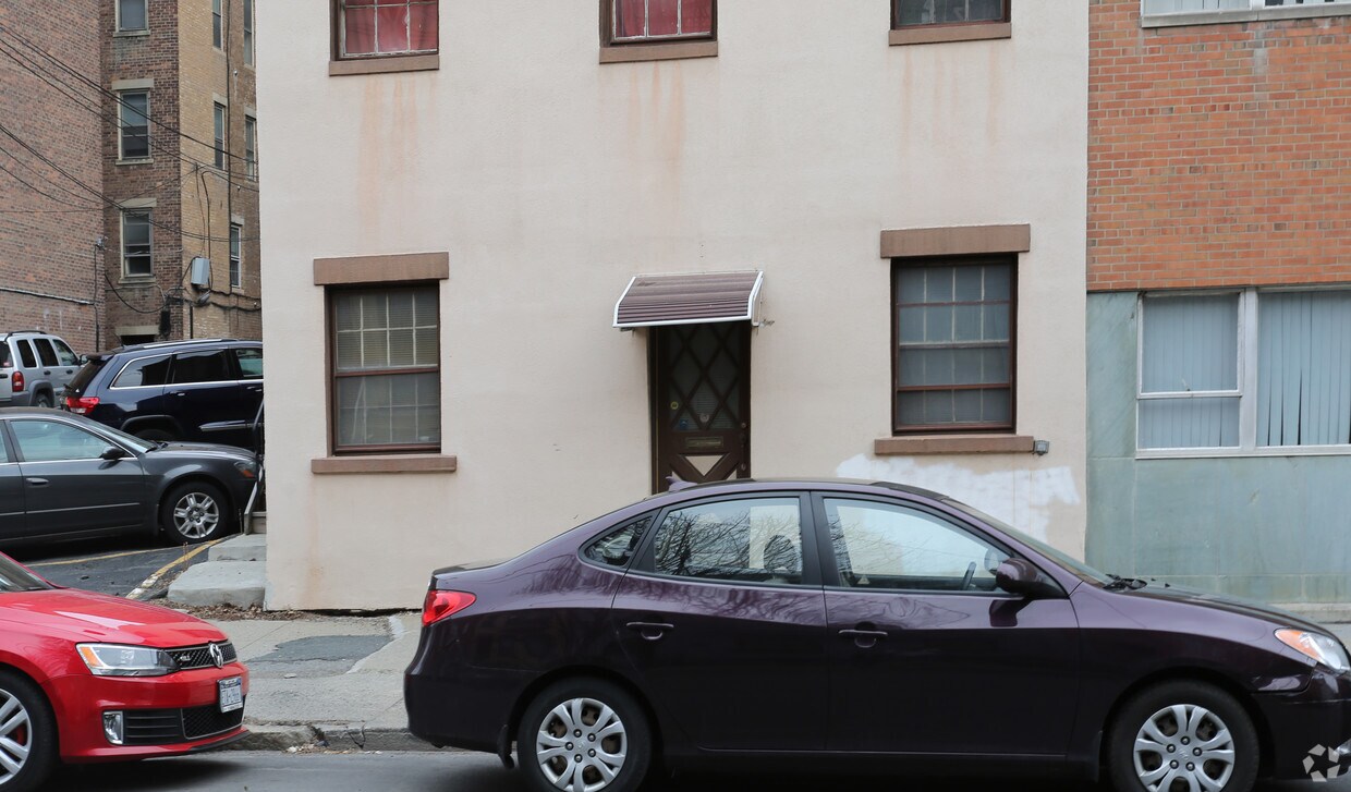 Exterior - 67 Chestnut St