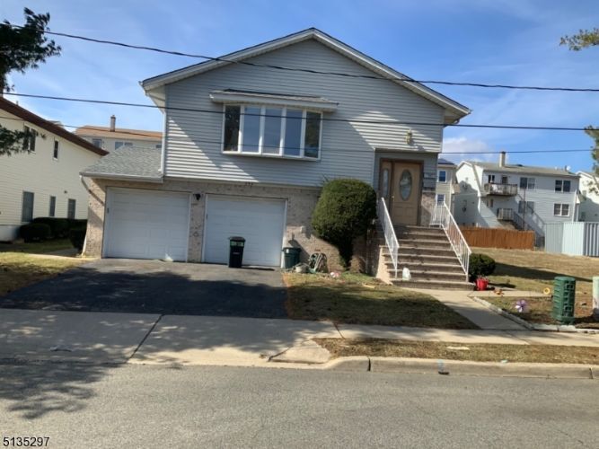 Foto principal - 253 Morrissee Ave