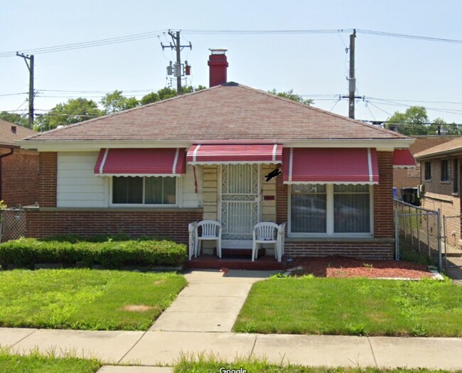 Building Photo - 1 Emerald