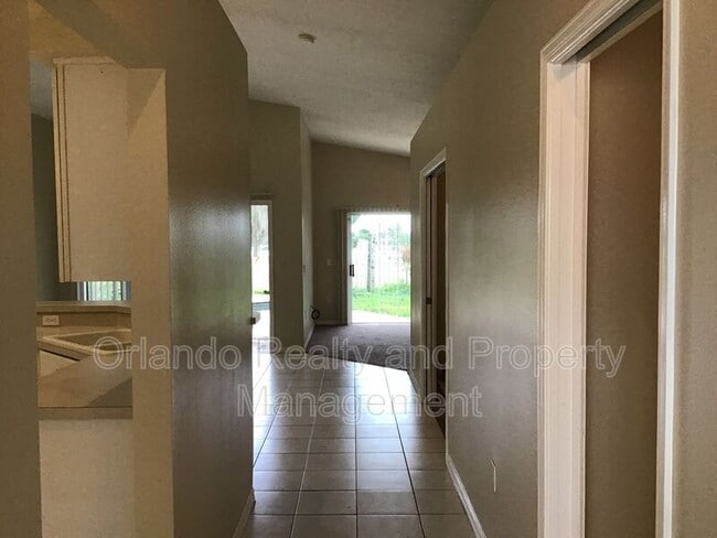 Building Photo - 123 Harwood Cir