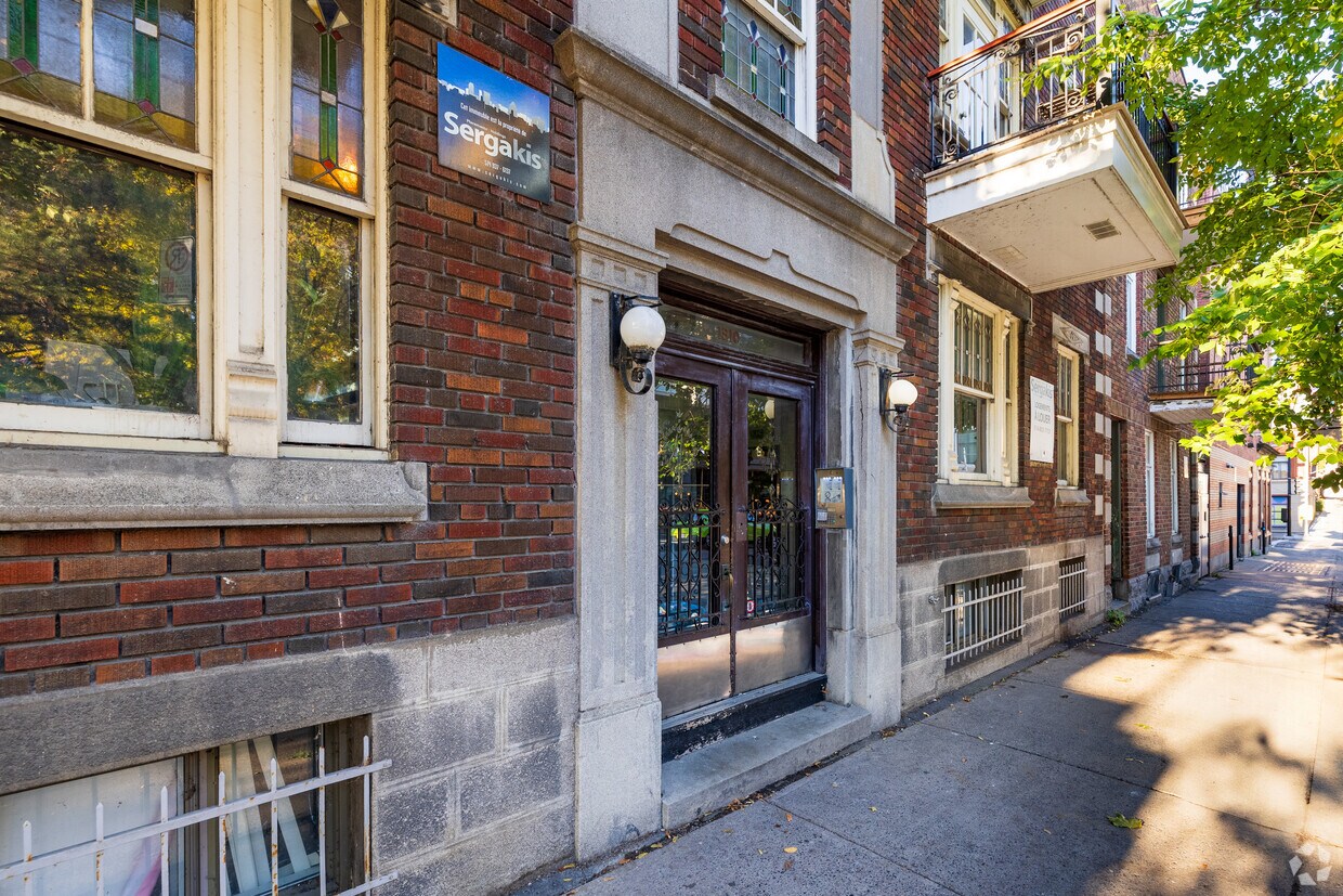 Photo du bâtiment - 1310 Rue Alexandre-Desève