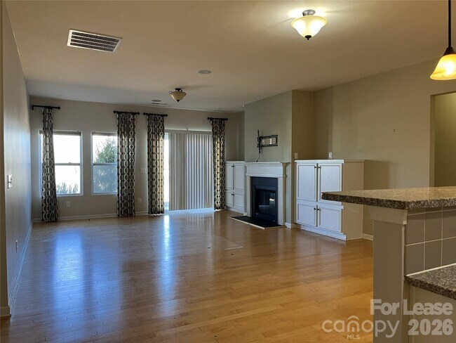 Foto del edificio - 105 E Neel Ranch Rd