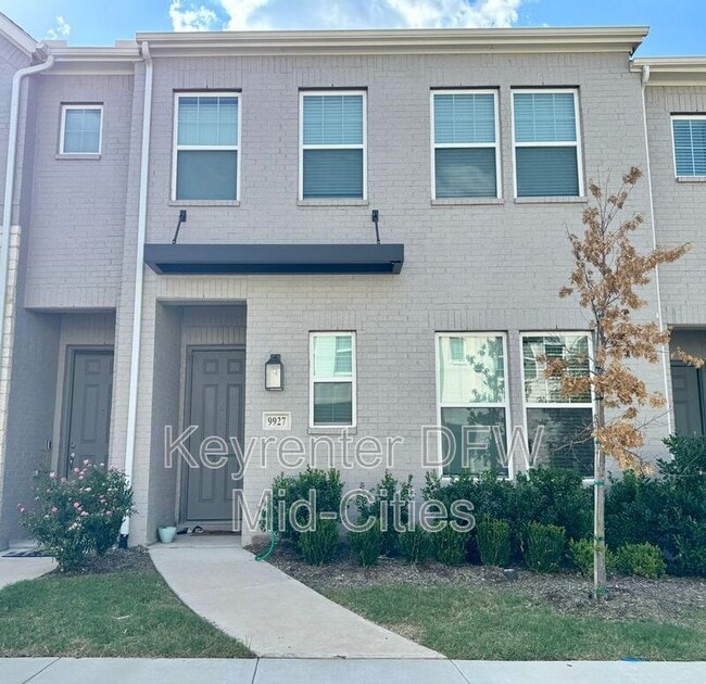 Foto del edificio - 9927 Tolbert St