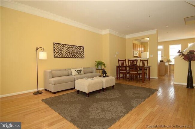 Foto del edificio - 52 Golden Ash Way