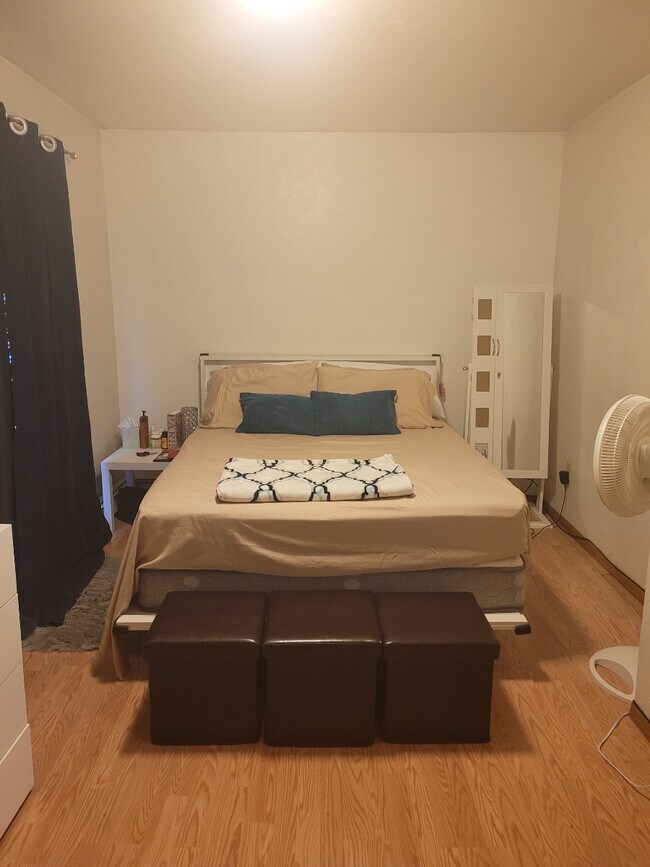 Master Bedroom - 1018 Dogwood St