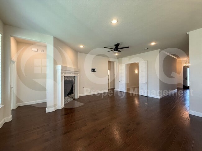 Foto del edificio - 3906 Greenbrier Dr