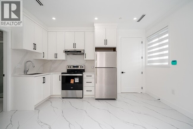 Building Photo - 4xxx W 28th Ave