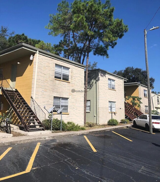 Foto del edificio - 13108 Leisurewood Pl