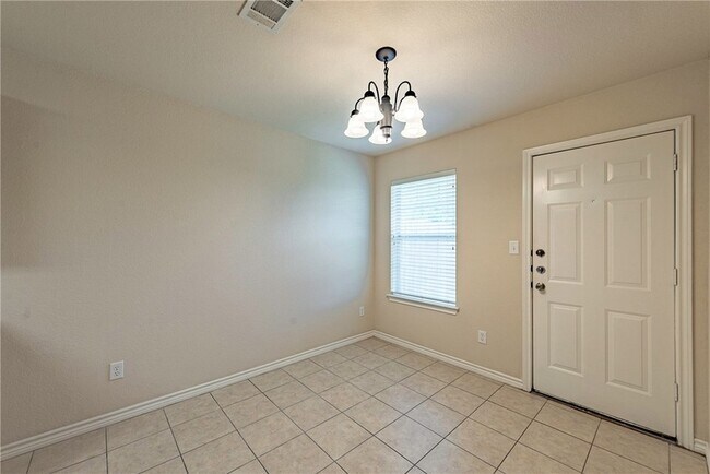 Foto del edificio - 3532 Paloma Ridge Dr