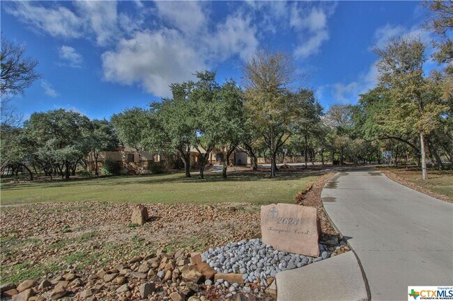 Building Photo - 2623 Kangaroo Ct