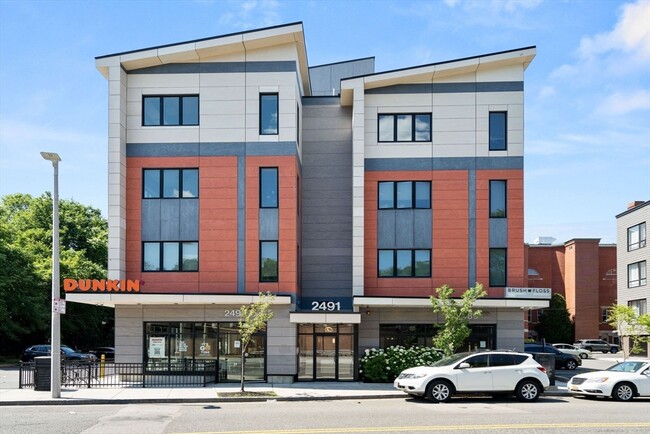 Building Photo - 2491 Washington St