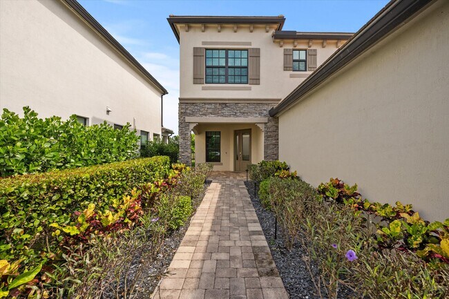 Foto del edificio - 8891 Grand Prix Ln