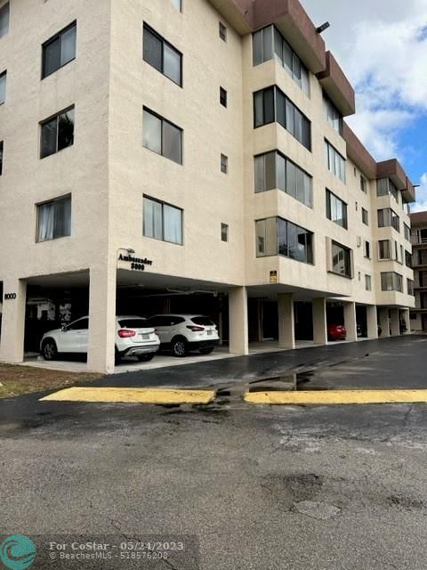 Building Photo - 8000 Hampton Blvd