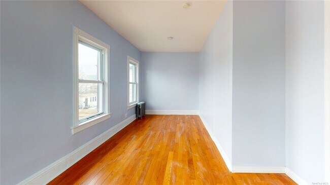 Foto del edificio - 102-24 134th St