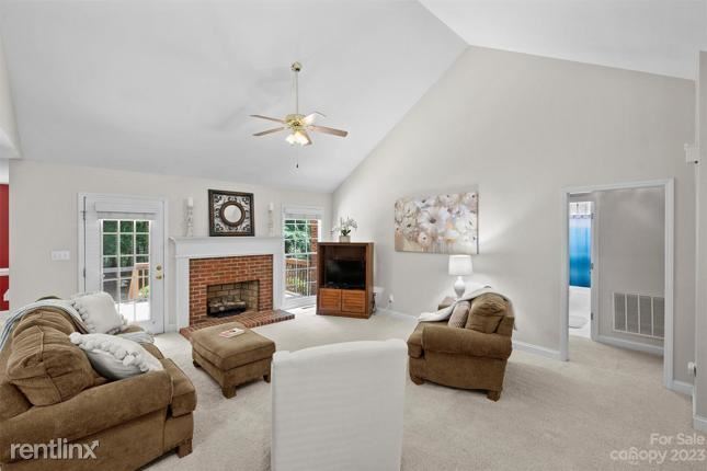 Building Photo - 3 br, 2 bath House - 530 R Jim Parker Road