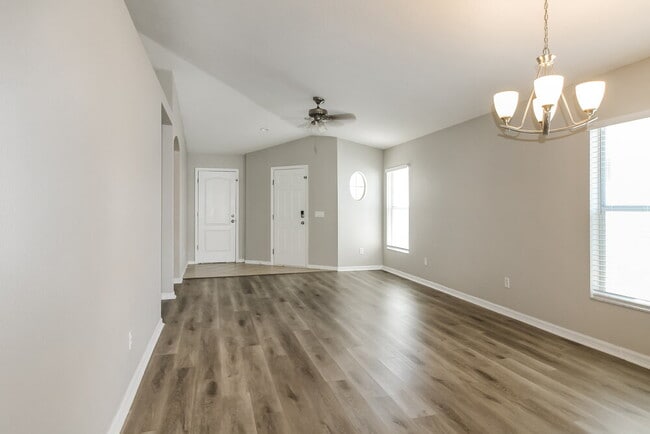 Foto del edificio - 18032 Birdwater Dr