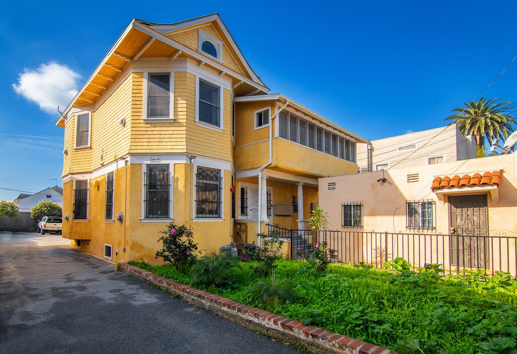 Foto principal - 1820 W 11th St